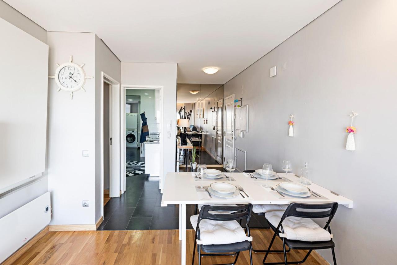 Seaside View 2Br In Povoa By Lovelystay 波瓦－迪瓦尔津 外观 照片